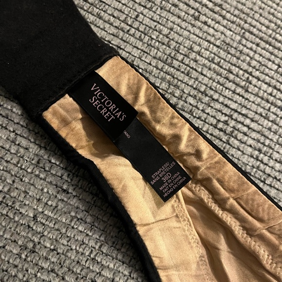 Victoria’s Secret Strapless Bra - Picture 3 of 3